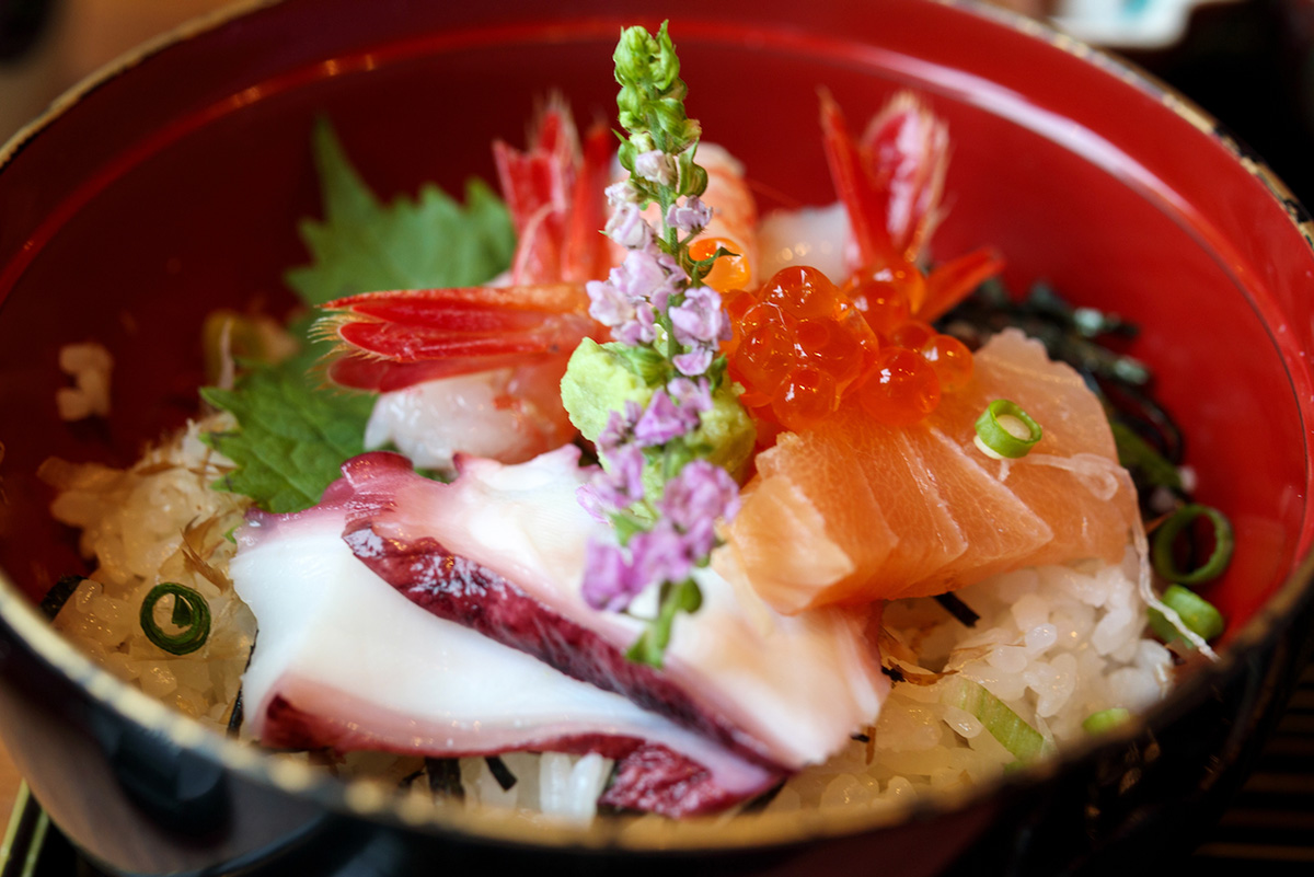 海鮮丼