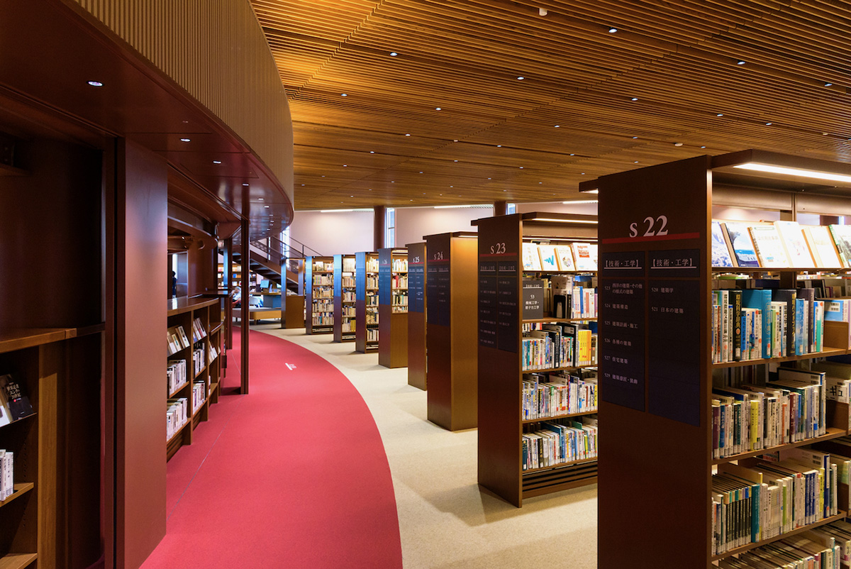 石川県立図書館